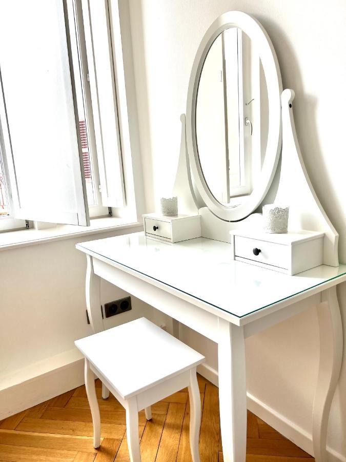 Hyper Centre - Colmar Cathedrale - Parking Gratuit Apartment Exterior photo